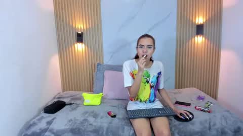 ciara_bunny_ online show from 06/10/26, 07:57