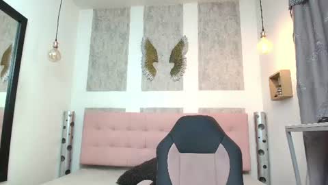 Snapshot of ciara_connor chatting on 06/21/26, 03:53 ... ... online show from 06/21/26, 03:53