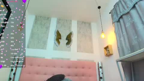 Snapshot of ciara_connor chatting on 06/22/26, 04:09 ... ... online show from 06/22/26, 04:09