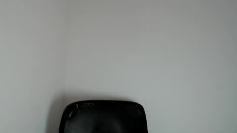 Snapshot of cielonoir04 chatting on 07/10/26, 06:43 Cielo Noir online show from 07/10/26, 06:43
