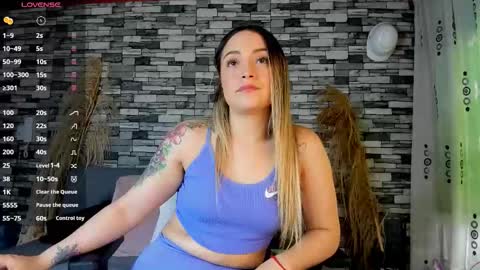 Snapshot of ciindy_lovee chatting on 10/08/25, 02:58 Ciindy Lovers online show from 10/08/25, 02:58