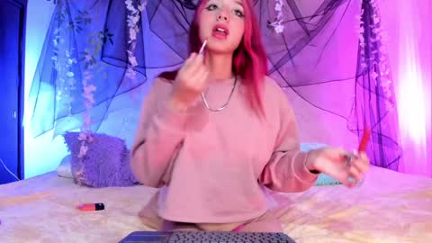 Sofi Eva and Mey online show from 01/16/25, 12:23
