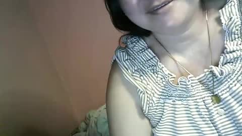 Snapshot of cindy_hot23 chatting on 01/10/25, 11:08 cindy_hot23 online show from 01/10/25, 11:08