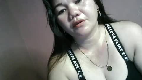 Snapshot of cindy_hot23 chatting on 02/12/25, 11:20 cindy_hot23 online show from 02/12/25, 11:20