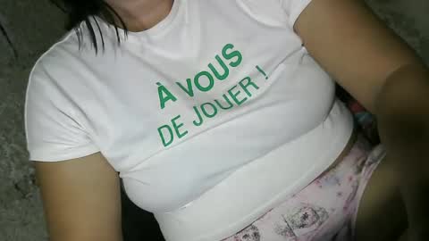 Snapshot of cindy_hot23 chatting on 03/08/25, 09:39 cindy_hot23 online show from 03/08/25, 09:39