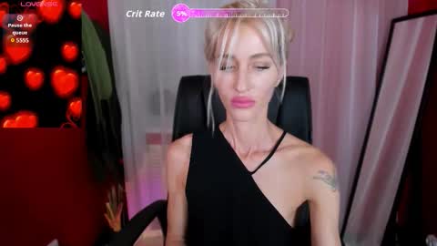Snapshot of cindy_lady chatting on 11/03/25, 09:43 Cindy online show from 11/03/25, 09:43