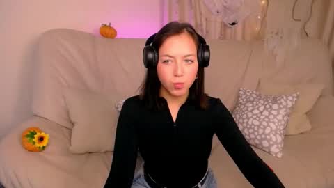 Cindy online show from 10/23/25, 04:12