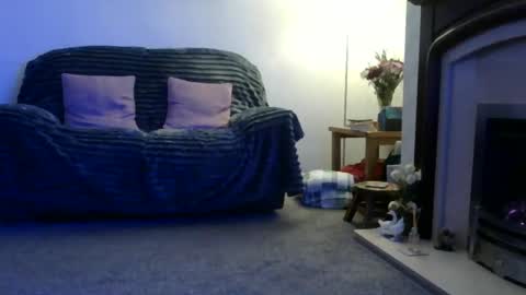 Snapshot of cineman22 chatting on 12/01/25, 08:19 Cineman22 online show from 12/01/25, 08:19