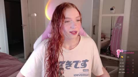 Snapshot of cinnabongirls chatting on 11/03/25, 12:57 Maddy online show from 11/03/25, 12:57