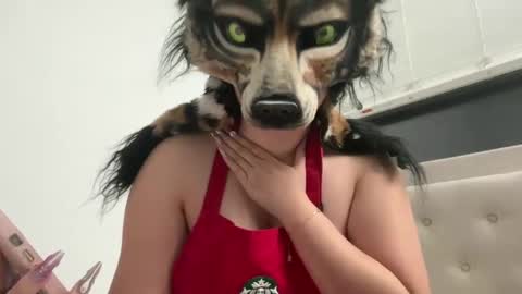 Snapshot of cinnanicos chatting on 09/23/25, 05:10 Nicky online show from 09/23/25, 05:10