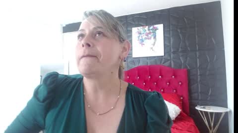 cinthia1609 online show from 01/15/25, 07:01