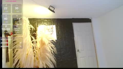 cinthia1609 online show from 10/25/25, 08:14