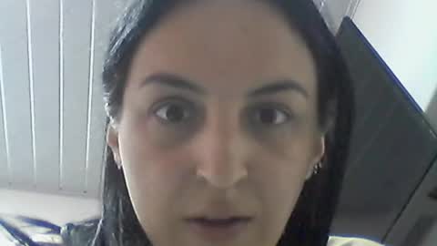 Snapshot of cinthya_dan chatting on 07/31/26, 01:32 Cinthya online show from 07/31/26, 01:32