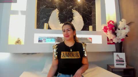 Cinthya  online show from 10/18/25, 12:17