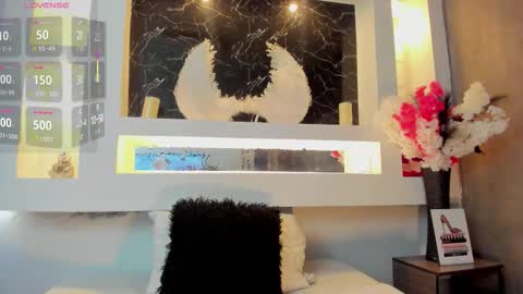 Cinthya  online show from 10/23/25, 11:53