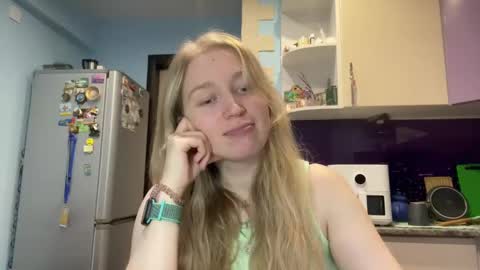 citrusblissss online show from 09/18/25, 12:07