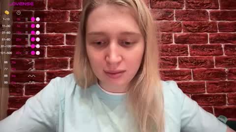 Snapshot of citrusblissss chatting on 11/24/25, 03:12 citrusblissss online show from 11/24/25, 03:12