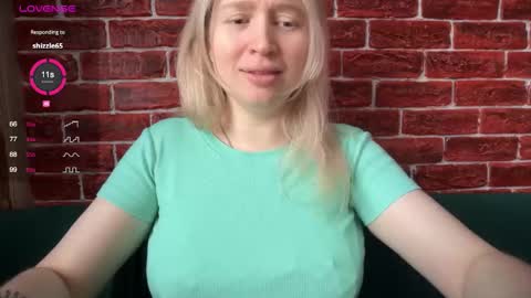 Snapshot of citrusblissss chatting on 12/05/25, 03:59 citrusblissss online show from 12/05/25, 03:59