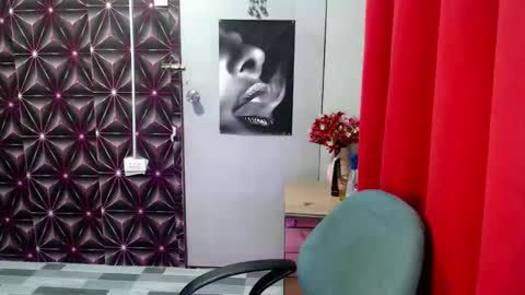 Snapshot of citygirl_squirtx chatting on 10/23/25, 06:17 citygirl_squirtx online show from 10/23/25, 06:17