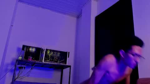 Snapshot of cj_davis1 chatting on 11/25/25, 02:00 cj_davis1 online show from 11/25/25, 02:00