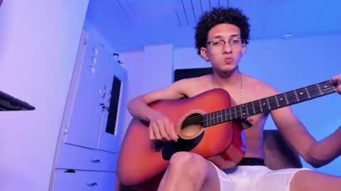 cj_davis1 online show from 04/19/26, 01:38