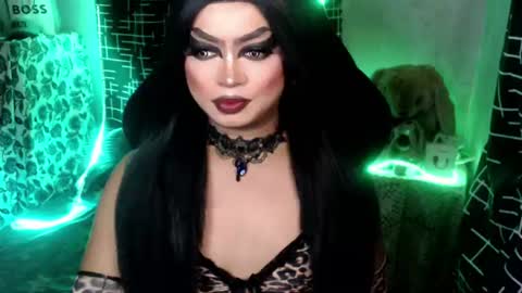 QUEEN CESS online show from 07/28/26, 08:52