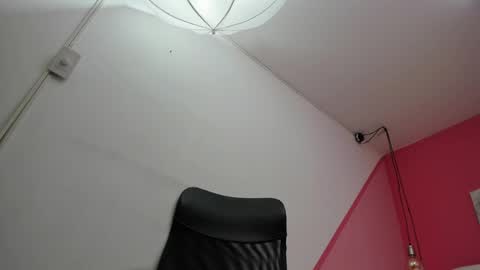 claire aristizabal online show from 03/05/25, 03:40