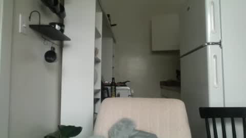 clairerae3 online show from 11/14/25, 07:56