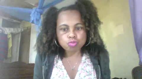 clairette9794 online show from 06/08/26, 07:36