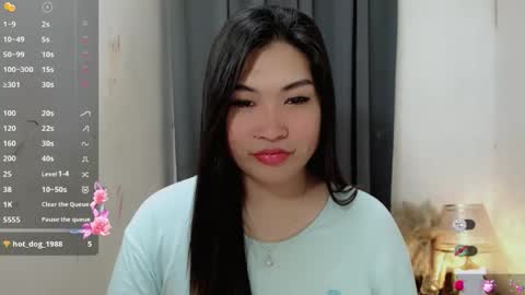 Snapshot of clairewntr_ chatting on 11/14/25, 05:17 CLAIRE online show from 11/14/25, 05:17