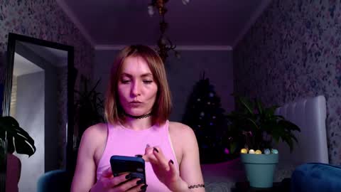 Clara online show from 12/17/24, 07:15
