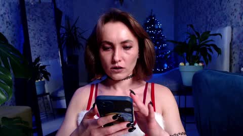 Clara online show from 12/24/24, 10:49