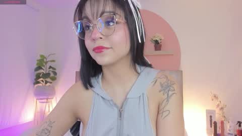 C L A R A online show from 02/10/26, 02:48