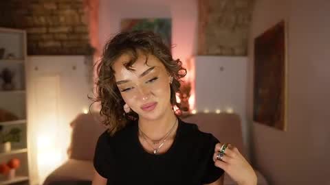Clara smile online show from 02/23/25, 01:57