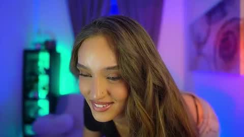 Snapshot of clara_smile chatting on 10/22/25, 06:40 Clara smile online show from 10/22/25, 06:40