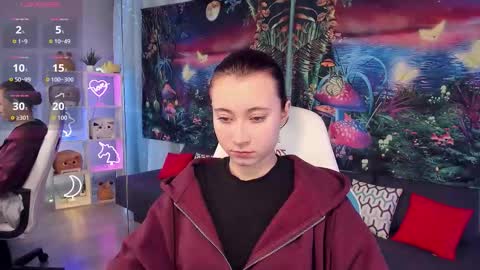 clarabenson online show from 09/22/25, 06:43