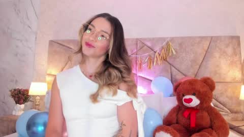 Clara del mar online show from 06/09/26, 10:16