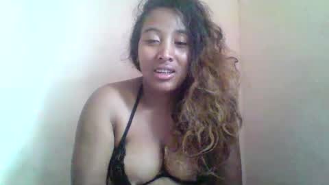Clarah0123 online show from 03/10/25, 12:15