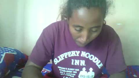 Clarah0123 online show from 09/22/25, 09:33