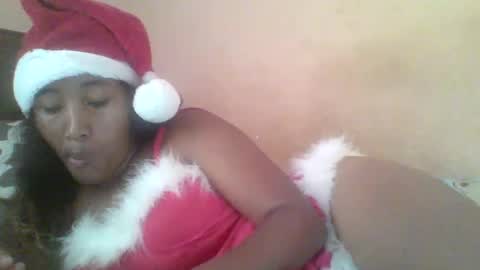 Clarah0123 online show from 11/09/25, 07:39