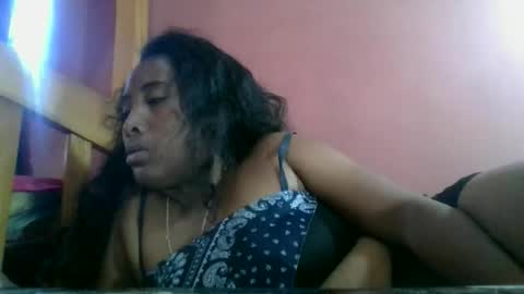Clarah0123 online show from 05/03/26, 08:09