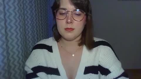 Snapshot of claralovely chatting on 04/27/26, 05:44 Clara online show from 04/27/26, 05:44