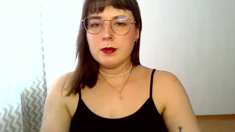 Clara online show from 08/06/26, 11:56