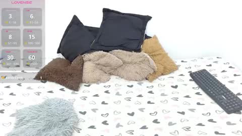 Clarissa online show from 10/16/25, 04:08