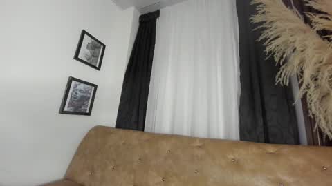 Snapshot of clarita_hills chatting on 03/02/26, 08:04 Clarita hill online show from 03/02/26, 08:04