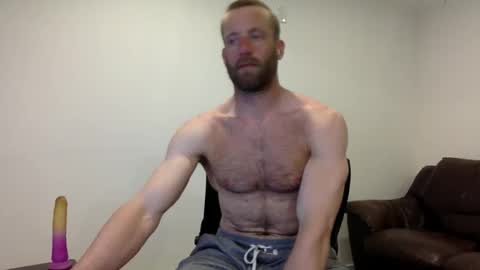 Snapshot of clarkecock chatting on 04/15/26, 10:21 Clarke Cock online show from 04/15/26, 10:21