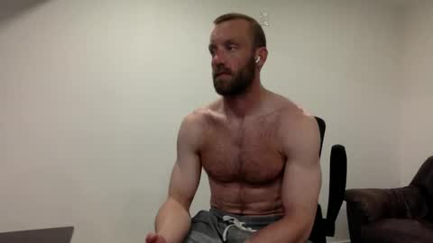 Snapshot of clarkecock chatting on 04/17/26, 03:31 Clarke Cock online show from 04/17/26, 03:31