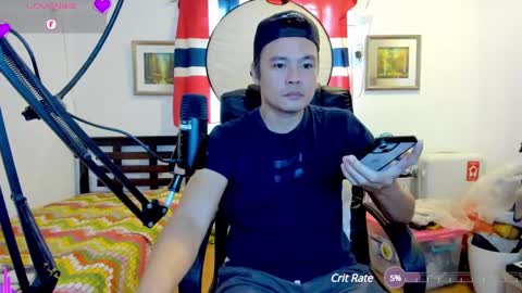 Snapshot of clarkyplaze chatting on 01/06/25, 10:47 Clark online show from 01/06/25, 10:47
