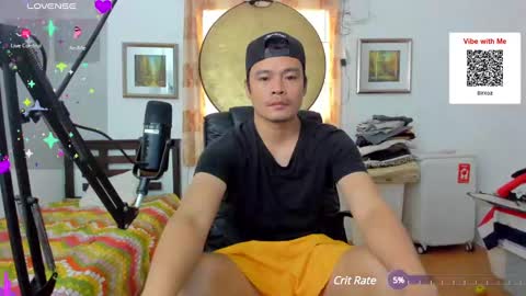 Snapshot of clarkyplaze chatting on 01/12/25, 11:15 Clark online show from 01/12/25, 11:15