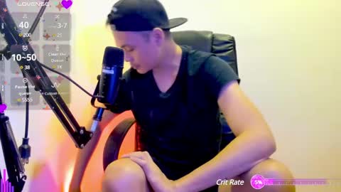 Snapshot of clarkyplaze chatting on 02/02/25, 04:11 Clark online show from 02/02/25, 04:11
